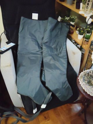 Silla masaje con fundas para piernas