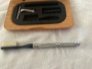 Set rasatura viaggio in legno