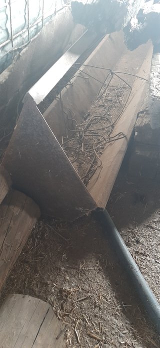 Bebederos/Comederos para animales