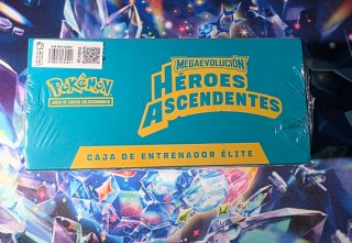 Pokemon Caja Entrenador Élite Héroes Ascendentes