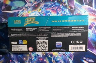 Pokemon Caja Entrenador Élite Héroes Ascendentes