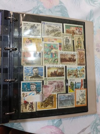 Álbum de sellos del mundo antiguo