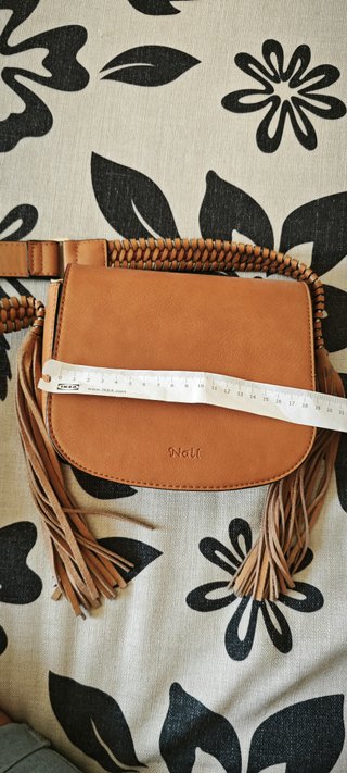 Borsa Nali con frange e tracolla intrecciata