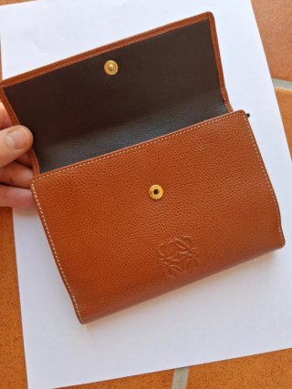 Monedero piel Loewe marrón