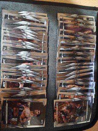 Cartas Topps UFC Chrome 2026 Base
