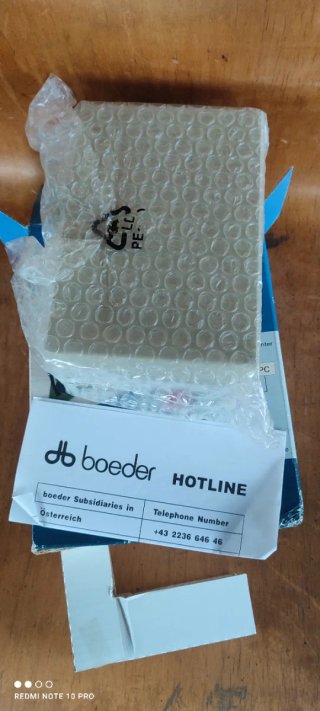 Boeder. Vintage adaptador Data T Switch. Nuevo