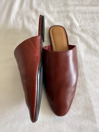 Zapatos destalonados Parfois Marrones