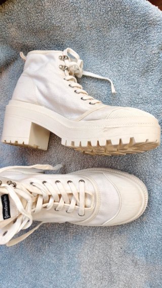 Botas Stradivarius beig