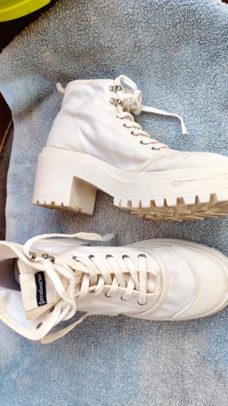 Botas Stradivarius beig