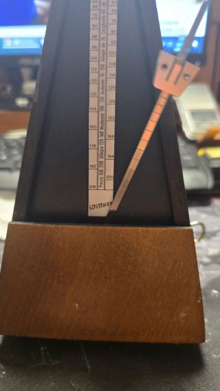 Metrónomo Mecánico W Alemán Madera
