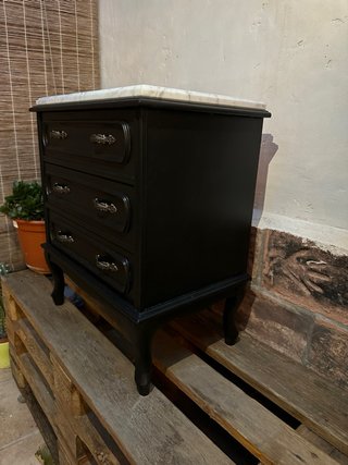 Mueble vintage reformado cajones mármol