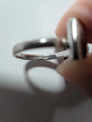 Anillo de plata con circonitas