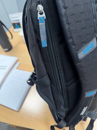 Mochila Thule Negra con detalles Teal