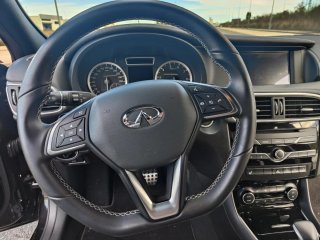 Infiniti Q30 2019