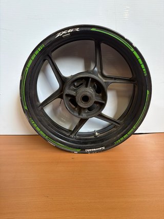 Llanta Trasera Kawasaki ZX6R 2008