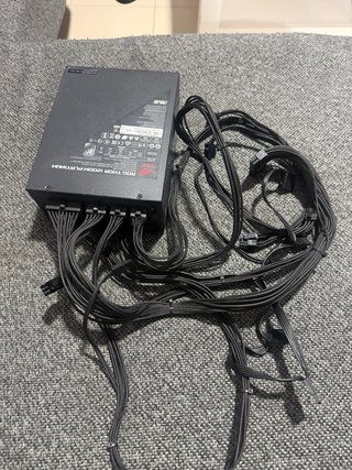 Fuente Alimentación ASUS ROG THOR 1200W