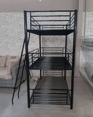 Litera triple metálica negra