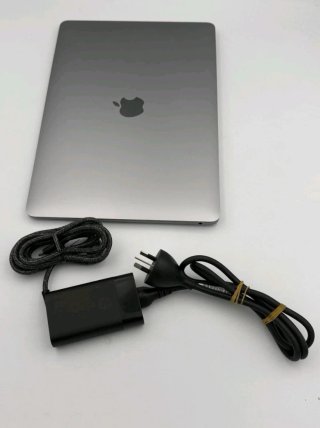 MacBook Air 13.3 M1 2020 8GB RAM 256GB