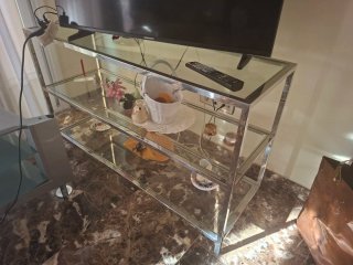 Mesa TV cristal y metal