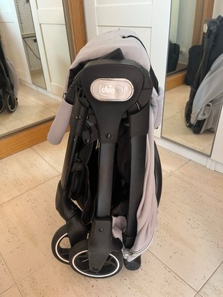 Silla de paseo Chicco gris