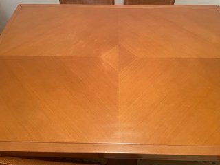 Mesa extensible y 6 sillas