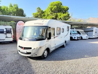 Autocaravana Integral/isla Rapido 881F/2014