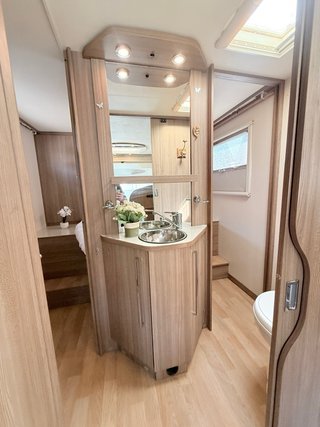 Autocaravana Integral/isla Rapido 881F/2014