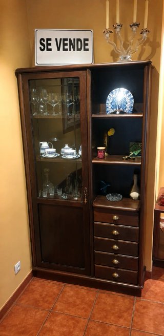 Vitrina madera maciza salón con cajones