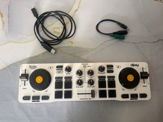 Controladora DJ Hercules Control Mix Blanca