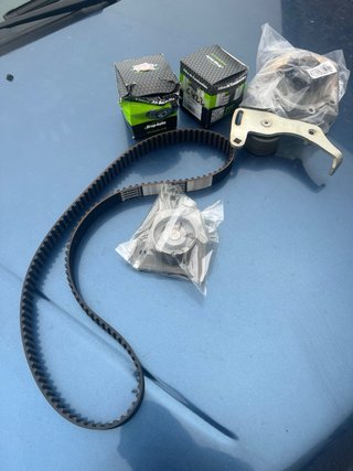 Kit distribución + bomba agua + filtros Peugeot TD