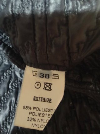 Chaqueta acolchada señora negra