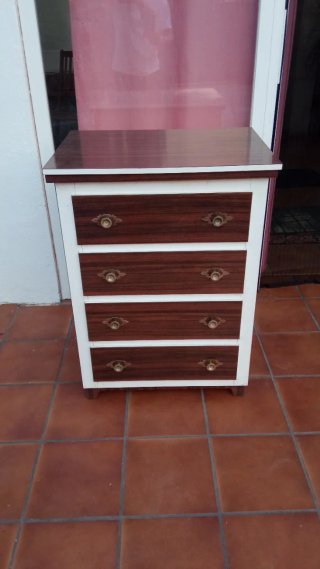Máquina de coser Singer antigua