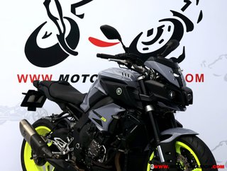 YAMAHA MT-10