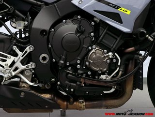 YAMAHA MT-10