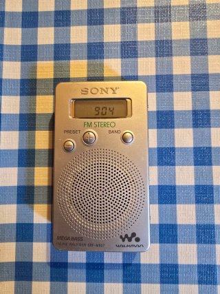 Radio Sony Walkman SRF-M807 FM/AM Plata
