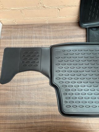 Alfombrillas Goma 3D a Medida Cupra Born (2021+)