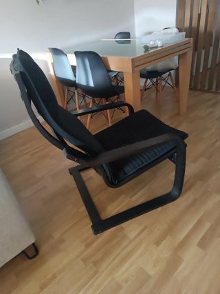 Sillón individual negro para salón