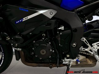YAMAHA MT-10