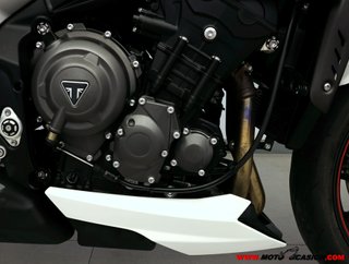 TRIUMPH STREET TRIPLE 765 RS