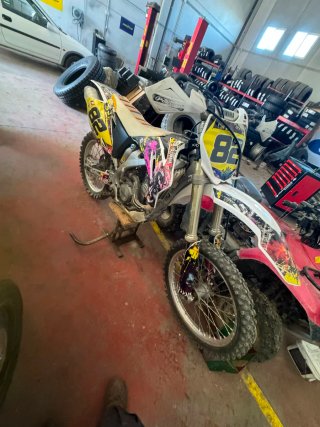 Yamaha YZ250 4T Motocross