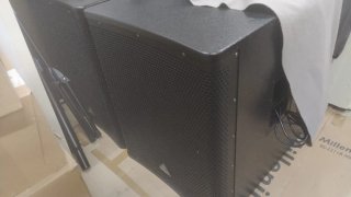 Pareja Subwoofer Activo Behringer DR18SUB