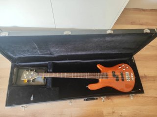 Bajo Warwick Streamer LX Pro Series