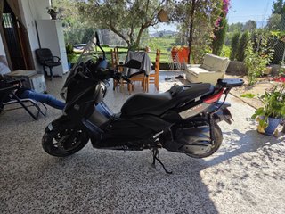 Yamaha XMax 400 Negra