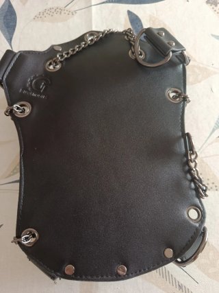 Bolso Riñonera Calavera Punk Rock