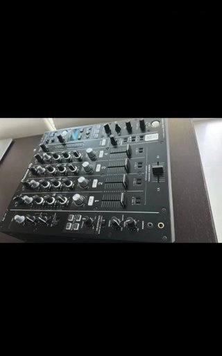 Mesa de mezclas Pioneer DJM-750MK2