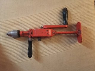 Taladro manual antiguo de manivela