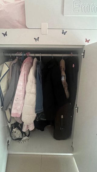 Cama litera niña con armario