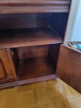 Aparador clásico de madera