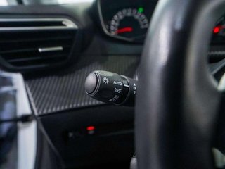Peugeot 208 BlueHDi 73kW (100CV) Allure