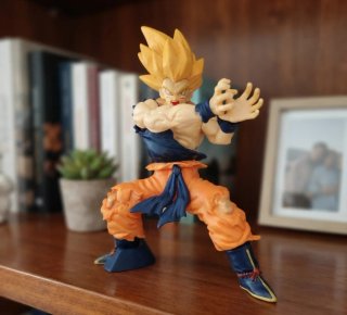 Figura Goku Super Saiyan